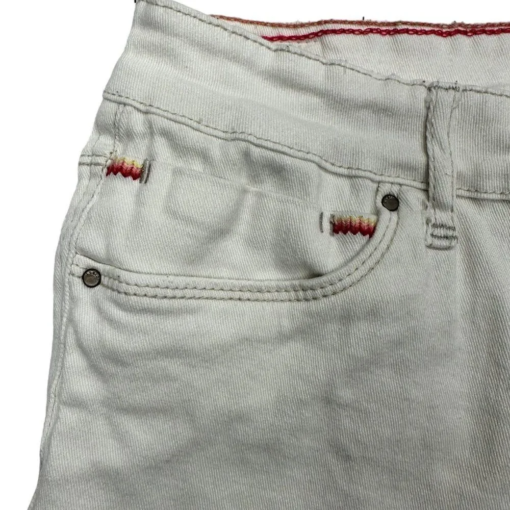 Levi's Denim Bermuda Shorts (15) - Picture 3 of 10